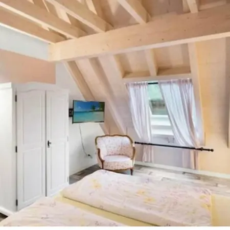 Vakantiehuis Landhaus Am Schloss